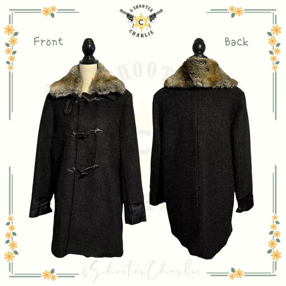 VICTORIA'S SECRET Gray Overcoat Removable Faux Fur Collar Toggle Buttons Size 14 - Picture 1 of 7